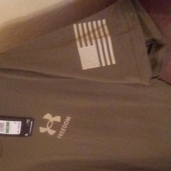 Brand-new Tee Shirt size Large (NEW) - Picture 6 of 6